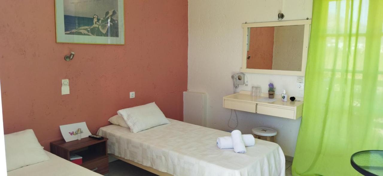 Cleo Rooms 250M From The Beach Malia  Exterior photo