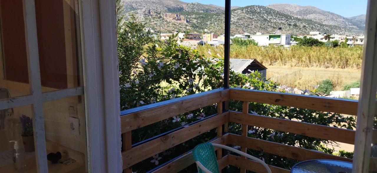 Cleo Rooms 250M From The Beach Malia  Exterior photo