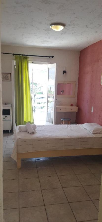 Cleo Rooms 250M From The Beach Malia  Exterior photo